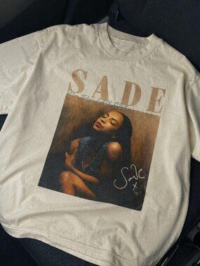 Sade Portrait Graphic Tee